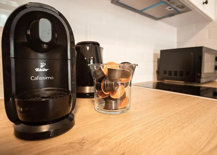 Apartment Tower Street *