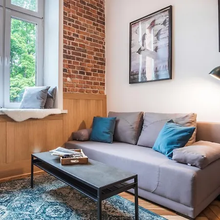 Tower Street * Krakov