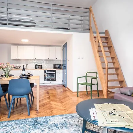 Tower Street * Krakov