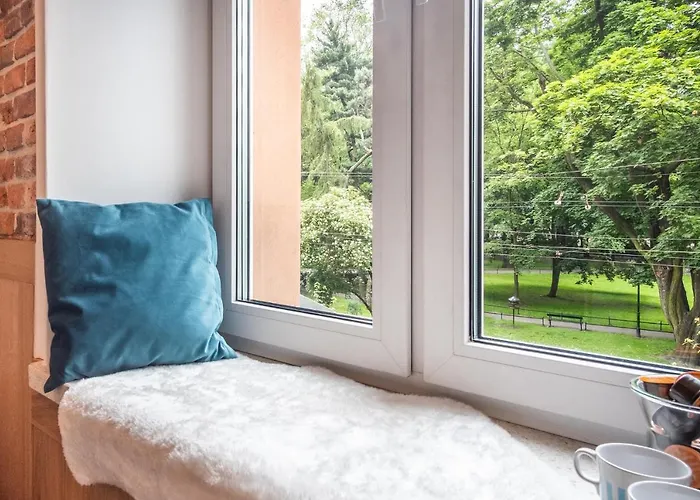 Apartment Tower Street *